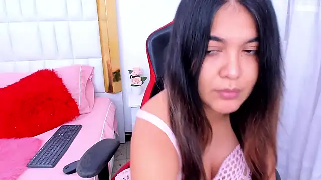 Snapshot of MadelineJackson chatting on 25, 1, 2025 MadelineJackson online show from 25, 1, 2025