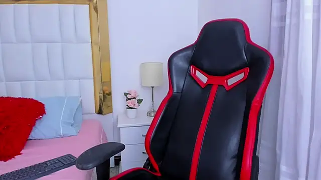 Snapshot of MadelineJackson chatting on 15, 2, 2025 MadelineJackson online show from 15, 2, 2025