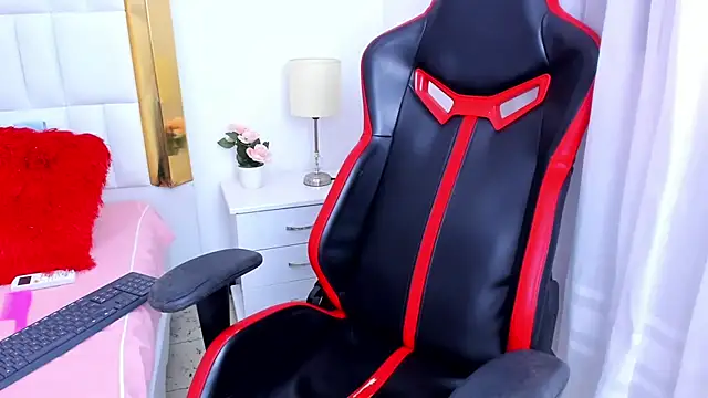 Snapshot of MadelineJackson chatting on 15, 3, 2025 MadelineJackson online show from 15, 3, 2025