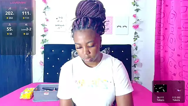 CiaraEbony online show from 23, 10, 2025