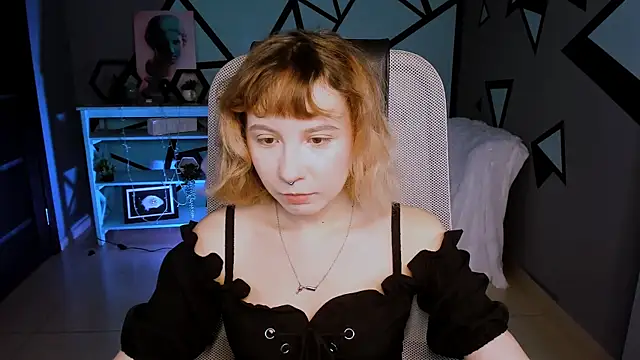 JasmineMilko online show from 9, 10, 2025