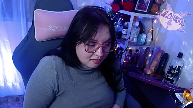 LiloMoon69 online show from 7, 2, 2025