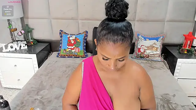 OliviaBurning online show from 3, 12, 2025