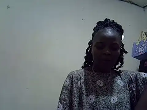 Snapshot of pretty_vivy chatting on 7, 1, 2025 pretty vivy online show from 7, 1, 2025