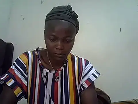 Snapshot of pretty_vivy chatting on 18, 3, 2025 pretty vivy online show from 18, 3, 2025