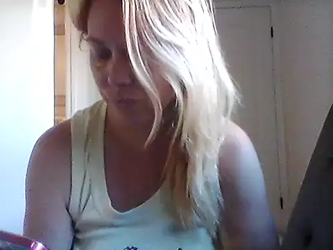 Snapshot of burrkitty chatting on 26, 11, 2025 burrkitty online show from 26, 11, 2025