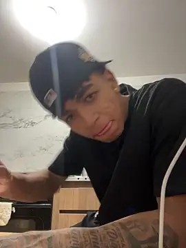 Snapshot of JoanG10 chatting on 14, 9, 2025 JoanG10 online show from 14, 9, 2025