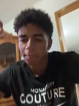 Snapshot of JoanG10 chatting on 15, 9, 2025 JoanG10 online show from 15, 9, 2025