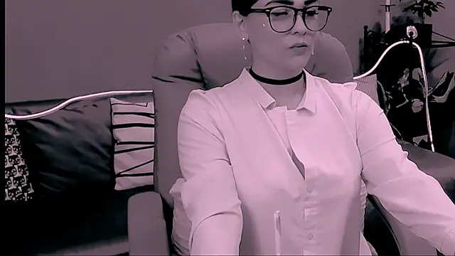 Snapshot of ChantalLion chatting on 1, 12, 2025 ChantalLion online show from 1, 12, 2025