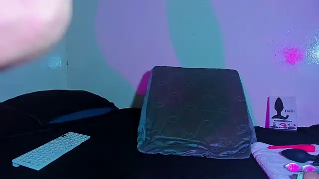 Piggy Eddy online show from 31, 3, 2026