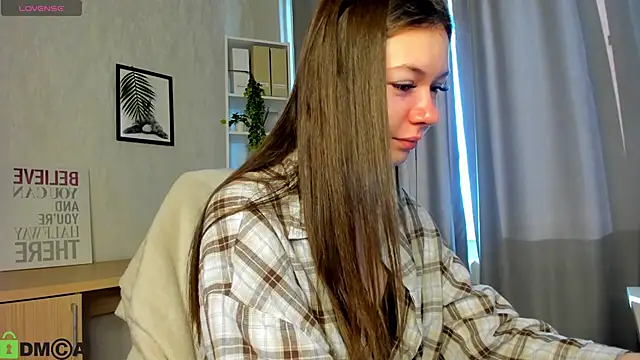 Nicole Charm online show from 30, 6, 2026