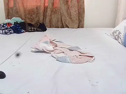 slender sweet online show from 23, 11, 2025