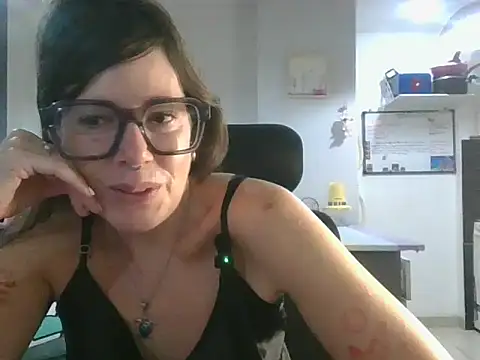 Calentandote online show from 16, 4, 2026