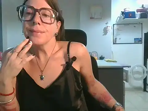 Calentandote online show from 12, 6, 2026