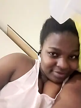 Snapshot of Yours_faithfully1 chatting on 4, 5, 2026 Yours faithfully1 online show from 4, 5, 2026