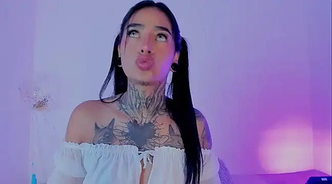 shadowcatt  online show from 5, 1, 2025