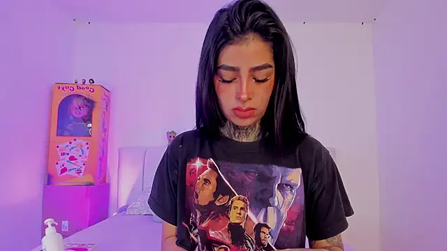 shadowcatt  online show from 10, 9, 2025