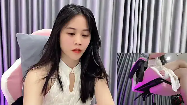 Snapshot of -rosiie- chatting on 18, 3, 2025 -rosiie- online show from 18, 3, 2025