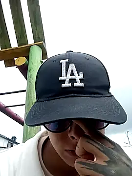 Snapshot of Cuervo_maniaco chatting on 4, 12, 2024 Cuervo maniaco online show from 4, 12, 2024