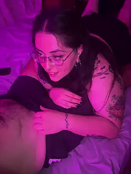 Mizztikaa online show from 19, 12, 2024