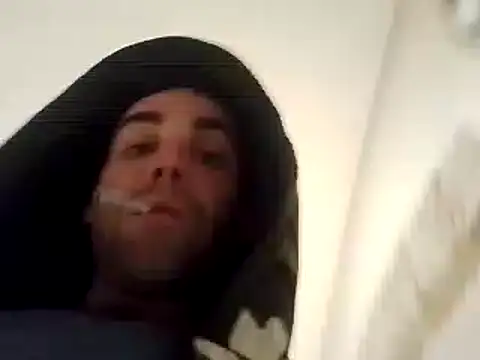 Snapshot of DrbigdickUK chatting on 31, 12, 2024 DrbigdickUK online show from 31, 12, 2024