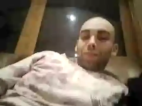 Snapshot of DrbigdickUK chatting on 1, 1, 2025 DrbigdickUK online show from 1, 1, 2025