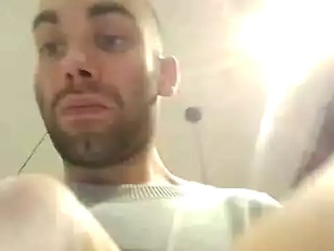 Snapshot of DrbigdickUK chatting on 4, 1, 2025 DrbigdickUK online show from 4, 1, 2025