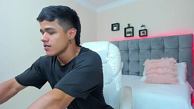 Rob saenz  online show from 26, 2, 2025