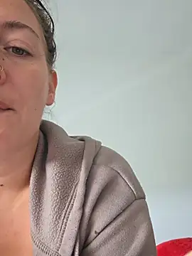 Sapphir3xoxo online show from 18, 9, 2025