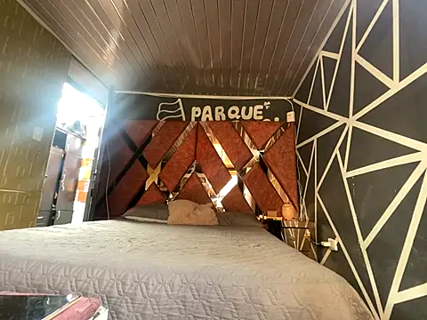 Snapshot of Candy_sexyy chatting on 24, 9, 2025 Candy sexyy online show from 24, 9, 2025