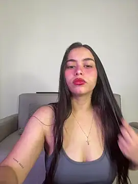 Snapshot of SophieRoyals chatting on 3, 8, 2026 SophieRoyals online show from 3, 8, 2026