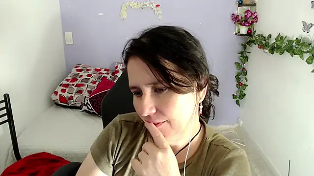 victoria jones online show from 28, 1, 2025