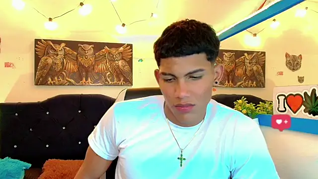 Damian latinxxx online show from 7, 2, 2025