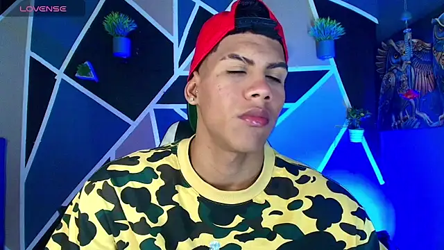 Damian latinxxx online show from 20, 2, 2025