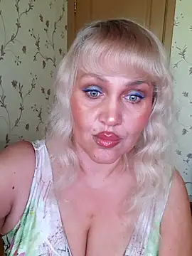 IsabellaBoni online show from 13, 7, 2026