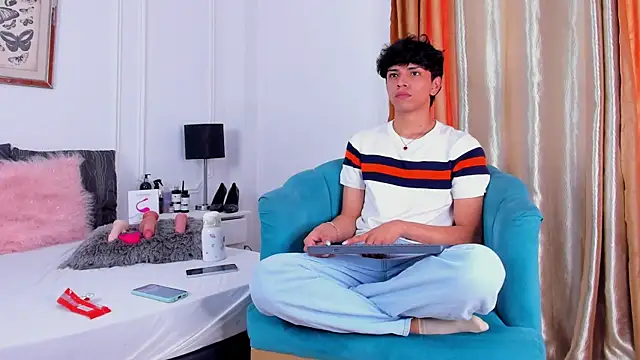 Snapshot of Santy_carrington chatting on 3, 2, 2025 Santy carrington online show from 3, 2, 2025