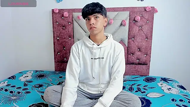 Snapshot of Santy_carrington chatting on 15, 3, 2025 Santy carrington online show from 15, 3, 2025