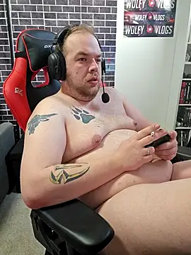 PupW0lfy online show from 19, 1, 2025