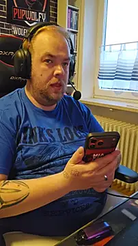 PupW0lfy online show from 2, 4, 2026