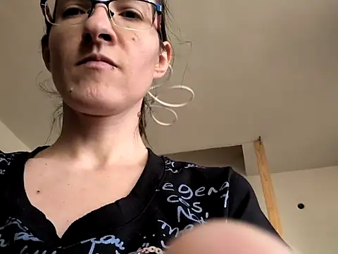 Milky hairy mommy online show from 9, 2, 2025