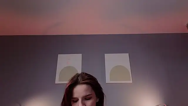 Adelheidd online show from 1, 3, 2025