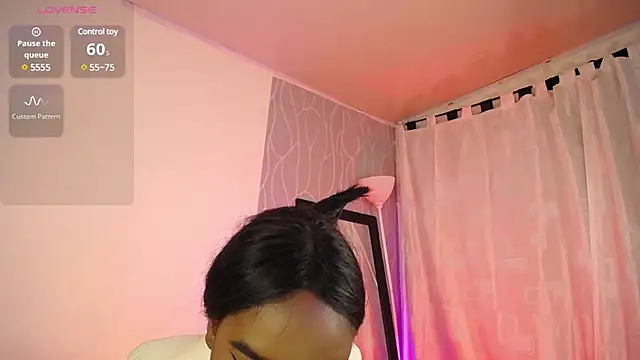 Britanymooree online show from 31, 1, 2025