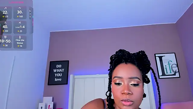 Britanymooree online show from 1, 12, 2025