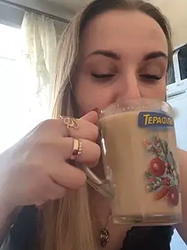 Snapshot of OlgaBuzzz chatting on 23, 1, 2025 OlgaBuzzz online show from 23, 1, 2025