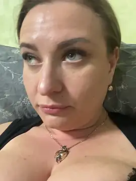 Snapshot of OlgaBuzzz chatting on 21, 3, 2025 OlgaBuzzz online show from 21, 3, 2025