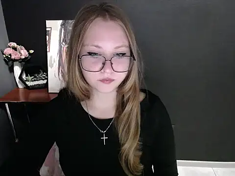 lady minx online show from 7, 10, 2025