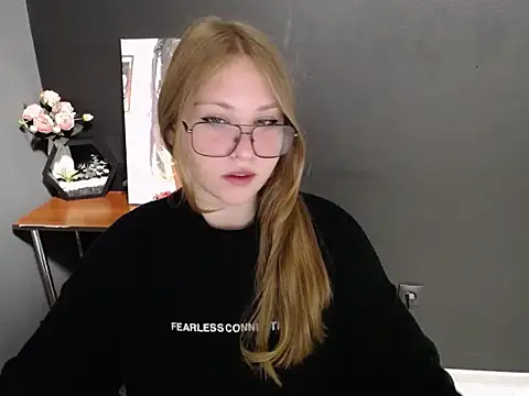 lady minx online show from 13, 10, 2025