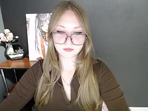 lady minx online show from 14, 10, 2025