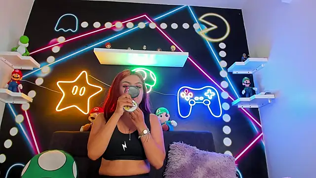 AbbyWathson online show from 5, 3, 2025