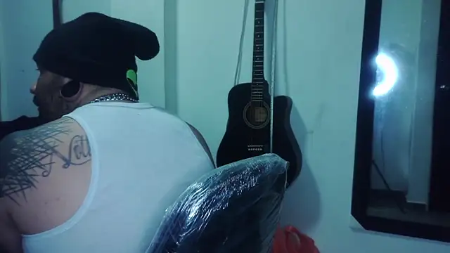 darkclothes online show from 11, 2, 2025